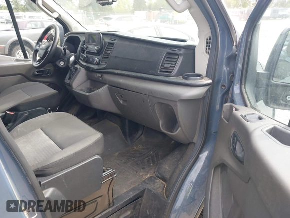 2020 Ford Transit Cargo with VIN 1FTBR3X85LKA28378, listed as a IAAI auction lot 42208608 with 82,322 mi miles and . Bid and sale history available at DreamBid. Image 4.