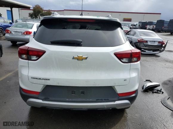 2021 Chevrolet TrailBlazer LT with VIN KL79MPS25MB156108, listed as a Copart auction lot 44372125 with 73,373 mi miles and Non Repairable. Bid and sale history available at carsss.com. Image 6.