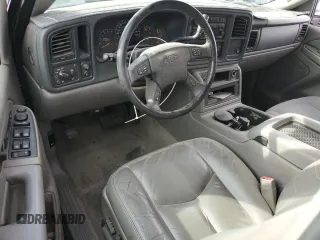 2005 Chevrolet Suburban LT with VIN 3GNEC16Z95G171753, listed as a Copart auction lot 43835725 with 80,160 mi miles and Salvage Title. Bid and sale history available at carsss.com. Image 8.