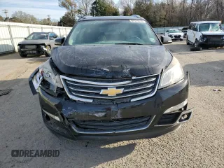 2017 Chevrolet Traverse LT with VIN 1GNKRGKD4HJ118802, listed as a Copart auction lot 89173575 with 193,310 mi miles and Salvage Title. Bid and sale history available at DreamBid. Image 5.