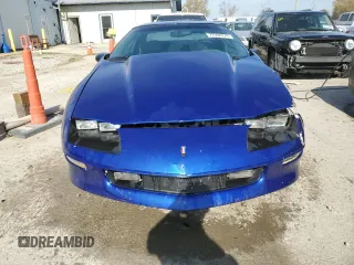 1997 Chevrolet Camaro Z28 z VIN 2G1FP22P1V2130346, wystawiony jako Copart lot #77366774 z przebiegiem 193 815 mil mil oraz Szkoda całkowita • Salvage title. Historia ofert i sprzedaży dostępna na DreamBid. Obrazek 5.