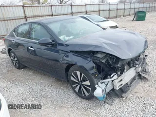 2020 Nissan Altima 2.5 SV with VIN 1N4BL4DV6LC210396, listed as a IAAI auction lot 41829883 with 63,274 mi miles. Bid and sale history available at carsss.com. Image 1.