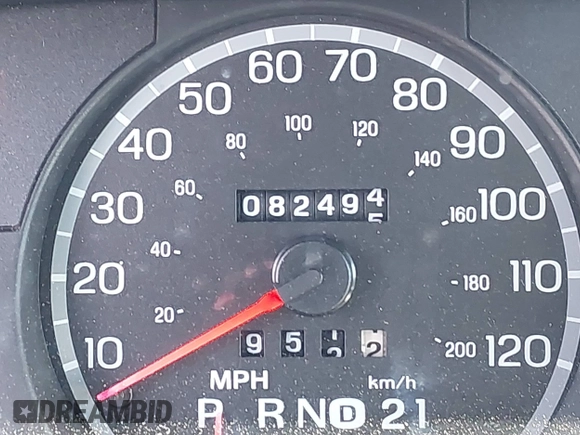 2005 Ford Crown Victoria LX z VIN 2FAFP74W65X135964, wystawiony jako IAAI lot #41271175 z przebiegiem 82 494 mil mil oraz . Historia ofert i sprzedaży dostępna na DreamBid. Obrazek 15.