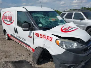 2019 Ram ProMaster City Cargo Tradesman z VIN ZFBHRFAB8K6M54513, wystawiony jako IAAI lot #42103644 z przebiegiem 67 256 mil mil oraz . Historia ofert i sprzedaży dostępna na DreamBid. Obrazek 1.