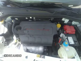 2020 Ram ProMaster City Cargo Tradesman z VIN ZFBHRFAB4L6R97116, wystawiony jako IAAI lot #36772428 z przebiegiem 3 386 mil mil oraz . Historia ofert i sprzedaży dostępna na DreamBid. Obrazek 10.