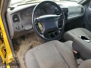 2002 Ford Ranger XL with VIN 1FTYR10U32PA30038, listed as a Copart auction lot 80963824 with 101,543 mi miles and Salvage Title. Bid and sale history available at carsss.com. Image 8.