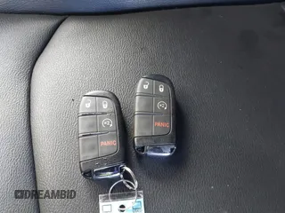 2024 Jeep Compass Limited z VIN 3C4NJDCN3RT174341, wystawiony jako IAAI lot #41931933 z przebiegiem Nie podano mil oraz . Historia ofert i sprzedaży dostępna na DreamBid. Obrazek 11.