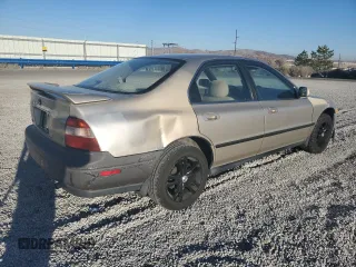 1994 Honda Accord LX w/ABS with VIN JHMCD5634RC061099, listed as a Copart auction lot 83488354 with 208,488 mi miles and Salvage Title. Bid and sale history available at carsss.com. Image 3.