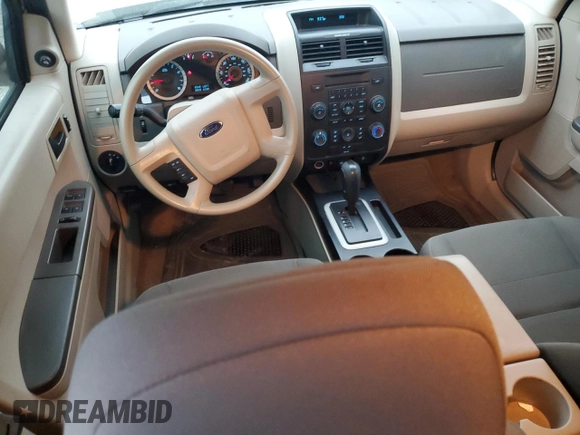 2011 Ford Escape XLS с VIN 1FMCU9C75BKA28653, выставлен на аукционе Copart как лот 51593435 с пробегом 68 625 миль миль и Списание • Salvage title. История ставок и продаж доступна на DreamBid. Изображение 8.