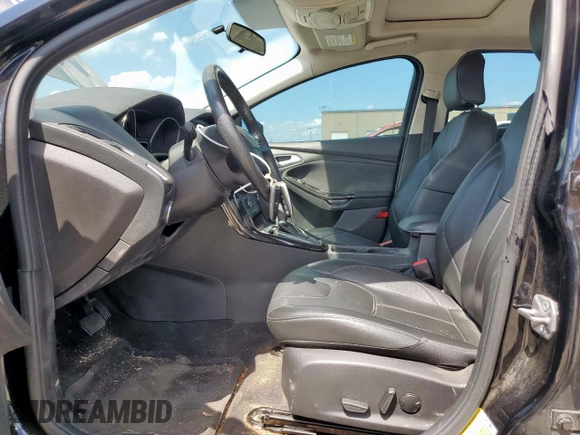 2018 Ford Focus Titanium with VIN 1FADP3J25JL233117, listed as a Copart auction lot 60458145 with 131,877 mi miles and Clean title. Bid and sale history available at DreamBid. Image 9.