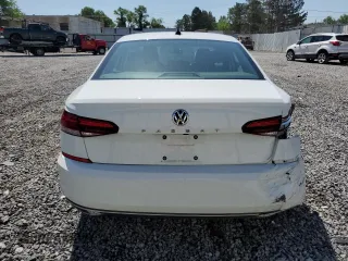 2020 Volkswagen Passat SE z VIN 1VWSA7A38LC025493, wystawiony jako Copart lot #60131125 z przebiegiem 45 060 mil mil oraz Szkoda całkowita • Salvage title. Historia ofert i sprzedaży dostępna na DreamBid. Obrazek 6.
