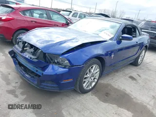 2014 Ford Mustang V6 with VIN 1ZVBP8EM4E5309119, listed as a IAAI auction lot 41767811 with 75,602 mi miles. Bid and sale history available at carsss.com. Image 17.
