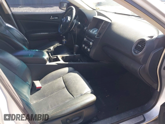 2013 Nissan Maxima S with VIN 1N4AA5AP0DC843524, listed as a IAAI auction lot 41876748 with 184,307 mi miles and . Bid and sale history available at DreamBid. Image 5.