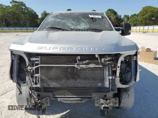2022 Ford F-250 XL z VIN 1FT7W2BT1NEF29743, wystawiony jako Copart lot #57487725 z przebiegiem 69 686 mil mil oraz Szkoda całkowita • Salvage title. Historia ofert i sprzedaży dostępna na DreamBid. Obrazek 5.