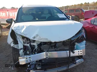 2025 Toyota Sienna XSE z VIN 5TDDRKEC2SS232704, wystawiony jako IAAI lot #41282047 z przebiegiem 2 064 mil mil oraz . Historia ofert i sprzedaży dostępna na DreamBid. Obrazek 6.