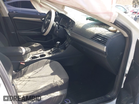 2020 Volkswagen Jetta S with VIN 3VWC57BU4LM102844, listed as a IAAI auction lot 42301988 with 49,501 mi miles and . Bid and sale history available at DreamBid. Image 5.