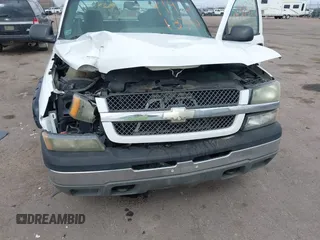 2005 Chevrolet Silverado 1500 Z71 z VIN 1GCEK19Z25Z282216, wystawiony jako IAAI lot #41931370 z przebiegiem 194 961 mil mil oraz . Historia ofert i sprzedaży dostępna na DreamBid. Obrazek 6.