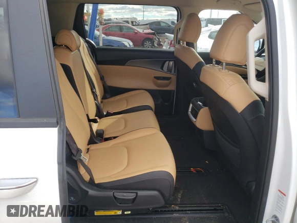 2024 Kia Carnival LX with VIN KNDNB4H32R6334515, listed as a Copart auction lot 78804764 with 13,810 mi miles and Clean Title. Bid and sale history available at carsss.com. Image 11.