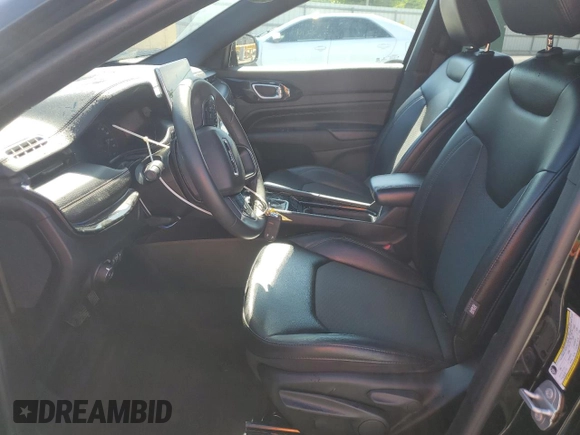 2022 Jeep Compass Latitude with VIN 3C4NJCBB0NT218131, listed as a Copart auction lot 58042105 with 45,475 mi miles and Salvage title. Bid and sale history available at DreamBid. Image 7.