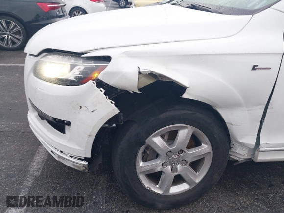 2015 Audi Q7 Premium with VIN WA1CGAFE5FD023450, listed as a IAAI auction lot 41759897 with 89,512 mi miles and . Bid and sale history available at DreamBid. Image 6.