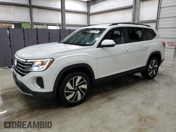 2025 Volkswagen Atlas SE z VIN 1V2HR2CA8SC502389, wystawiony jako Copart lot #51980025 z przebiegiem 10 753 mil mil oraz Czysty tytuł • Clean title. Historia ofert i sprzedaży dostępna na DreamBid. Obrazek 1.