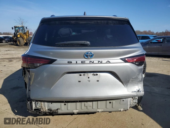 2021 Toyota Sienna LE with VIN 5TDKRKEC5MS031518, listed as a Copart auction lot 81597184 with 52,829 mi miles and Salvage Title. Bid and sale history available at carsss.com. Image 6.