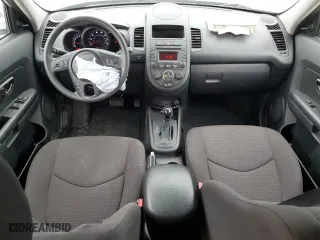 2013 Kia Soul with VIN KNDJT2A58D7760384, listed as a Copart auction lot 82323404 with 68,819 mi miles and Salvage Title. Bid and sale history available at carsss.com. Image 8.