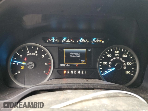 2016 Ford F-150 XL with VIN 1FTEW1CG2GKD29901, listed as a Copart auction lot 44783715 with 198,061 mi miles and Salvage Title. Bid and sale history available at DreamBid. Image 9.