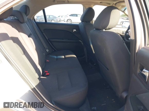 2011 Ford Fusion SE with VIN 3FAHP0HA0BR144927, listed as a IAAI auction lot 41938722 with 138,207 mi miles. Bid and sale history available at carsss.com. Image 8.