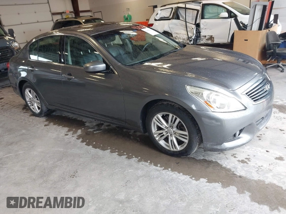 2011 Infiniti G25 x z VIN JN1DV6ARXBM653288, wystawiony jako IAAI lot #42429108 z przebiegiem 187 926 mil mil oraz . Historia ofert i sprzedaży dostępna na DreamBid. Obrazek 1.