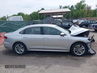 2020 Volkswagen Passat SE with VIN 1VWSA7A31LC027280, listed as a IAAI auction lot 42118675 with 72,165 mi miles and . Bid and sale history available at DreamBid. Image 14.