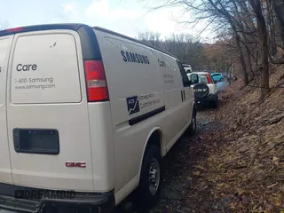 2017 GMC Savana Cargo Van with VIN 1GTW7AFF0H1117025, listed as a IAAI auction lot 41684790 with 201,894 mi miles. Bid and sale history available at carsss.com. Image 13.