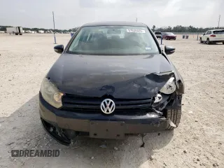 2013 Volkswagen Golf w/Conv & Sunroof z VIN WVWDB7AJ3DW117568, wystawiony jako Copart lot #57638805 z przebiegiem 133 641 mil mil oraz Szkoda całkowita • Salvage title. Historia ofert i sprzedaży dostępna na DreamBid. Obrazek 5.
