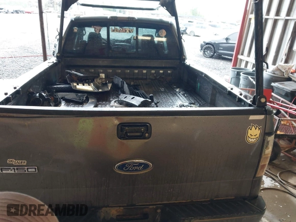 2004 Ford F-150 XLT with VIN 1FTPX14554NA04625, listed as a IAAI auction lot 42077134 with 338,871 mi miles and . Bid and sale history available at DreamBid. Image 17.