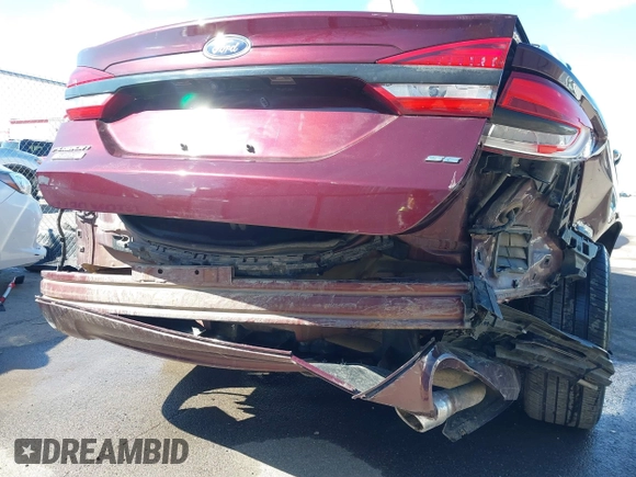 2017 Ford Fusion Energi SE with VIN 3FA6P0PU5HR274892, listed as a IAAI auction lot 41823526 with 188,746 mi miles. Bid and sale history available at carsss.com. Image 6.