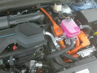 2025 Kia Sorento SX Prestige z VIN KNDRKDJG4S5351925, wystawiony jako Copart lot #63233875 z przebiegiem 10 877 mil mil oraz Szkoda całkowita • Salvage title. Historia ofert i sprzedaży dostępna na DreamBid. Obrazek 14.