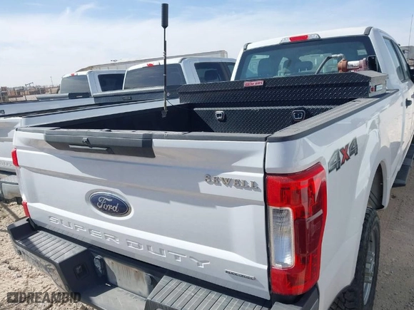 2019 Ford Super Duty F-250 SRW XL with VIN 1FT7W2B67KEC99874, listed as a IAAI auction lot 41676786 with 138,058 mi miles. Bid and sale history available at carsss.com. Image 16.