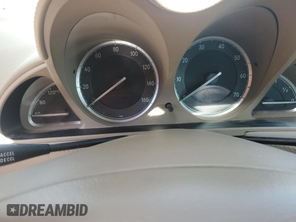 2008 Mercedes-Benz SL 550 z VIN WDBSK71FX8F137257, wystawiony jako Copart lot #76178034 z przebiegiem 28 123 mil mil oraz Nie do naprawy • Non repairable. Historia ofert i sprzedaży dostępna na DreamBid. Obrazek 9.