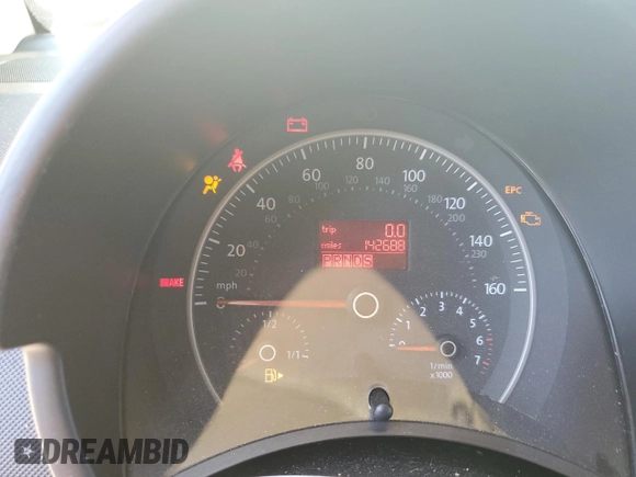 2008 Volkswagen Beetle SE with VIN 3VWRG31Y58M405978, listed as a Copart auction lot 66901035 with 142,688 mi miles and Clean title. Bid and sale history available at DreamBid. Image 9.