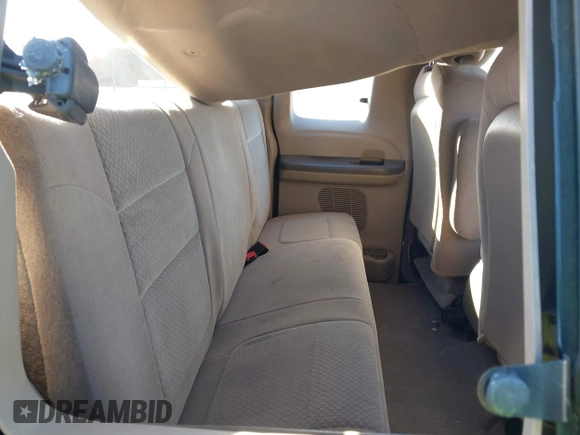 2002 Ford F-250 XL with VIN 1FTNX21F02EA20965, listed as a IAAI auction lot 41719804 with 271,969 mi miles and . Bid and sale history available at DreamBid. Image 8.