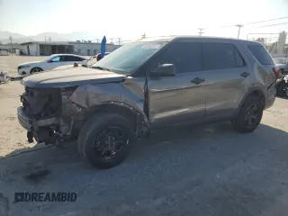 2016 Ford Police Interceptor Utility z VIN 1FM5K8AR6GGB81663, wystawiony jako Copart lot #59383555 z przebiegiem Nie podano mil oraz Tytuł czysty. Historia ofert i sprzedaży dostępna na DreamBid. Obrazek 1.