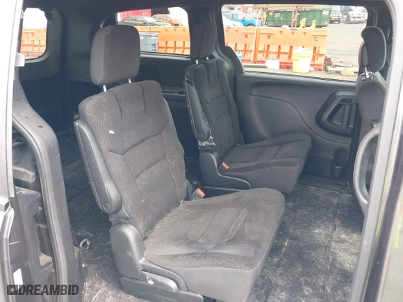 2019 Dodge Grand Caravan SE with VIN 2C4RDGBG4KR502999, listed as a IAAI auction lot 40103732 with 157,823 mi miles. Bid and sale history available at carsss.com. Image 8.