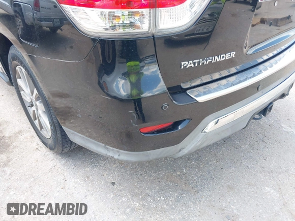 2015 Nissan Pathfinder SV with VIN 5N1AR2MN8FC689252, listed as a IAAI auction lot 42409596 with 165,825 mi miles and . Bid and sale history available at DreamBid. Image 17.