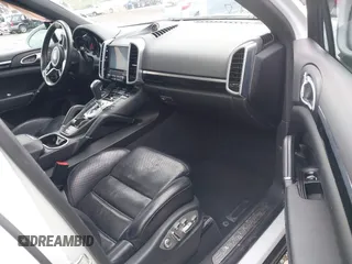 2017 Porsche Cayenne with VIN WP1AA2A23HKA89803, listed as a IAAI auction lot 41939952 with 79,239 mi miles. Bid and sale history available at carsss.com. Image 5.
