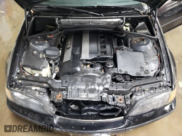 2004 BMW 3 Series 330xi with VIN WBAEW53434PN32952, listed as a Copart auction lot 44027245 with 128,785 mi miles and Salvage Title. Bid and sale history available at carsss.com. Image 11.
