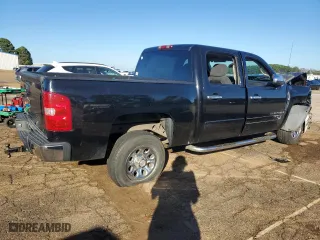 2007 Chevrolet Silverado 1500 LS with VIN 2GCEC13C271602051, listed as a Copart auction lot 82840164 with 0 mi miles and Salvage Title. Bid and sale history available at carsss.com. Image 3.