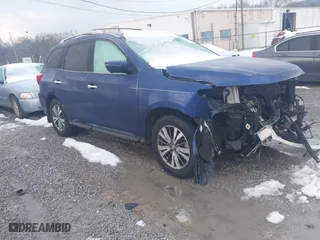 2017 Nissan Pathfinder SV with VIN 5N1DR2MN8HC634008, listed as a IAAI auction lot 41281853 with 1 mi miles. Bid and sale history available at carsss.com. Image 1.