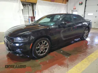 2017 Dodge Charger SXT z VIN 2C3CDXJGXHH614295, wystawiony jako Copart lot #49878405 z przebiegiem 157 003 mil mil oraz Czysty tytuł • Clean title. Historia ofert i sprzedaży dostępna na DreamBid. Obrazek 1.