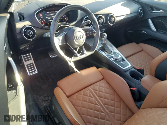 2023 Audi TT z VIN TRUAEAFV7P1008024, wystawiony jako Copart lot #89308605 z przebiegiem 10 707 mil mil oraz Szkoda całkowita • Salvage title. Historia ofert i sprzedaży dostępna na DreamBid. Obrazek 8.