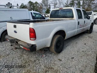 2001 Ford F-350 XL with VIN 1FTSW30L21EB93260, listed as a Copart auction lot 45002565 with 307,878 mi miles and Salvage Title. Bid and sale history available at DreamBid. Image 3.